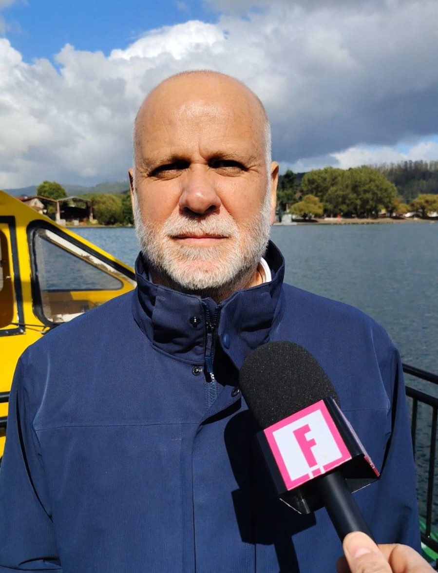 Ministro bote 3