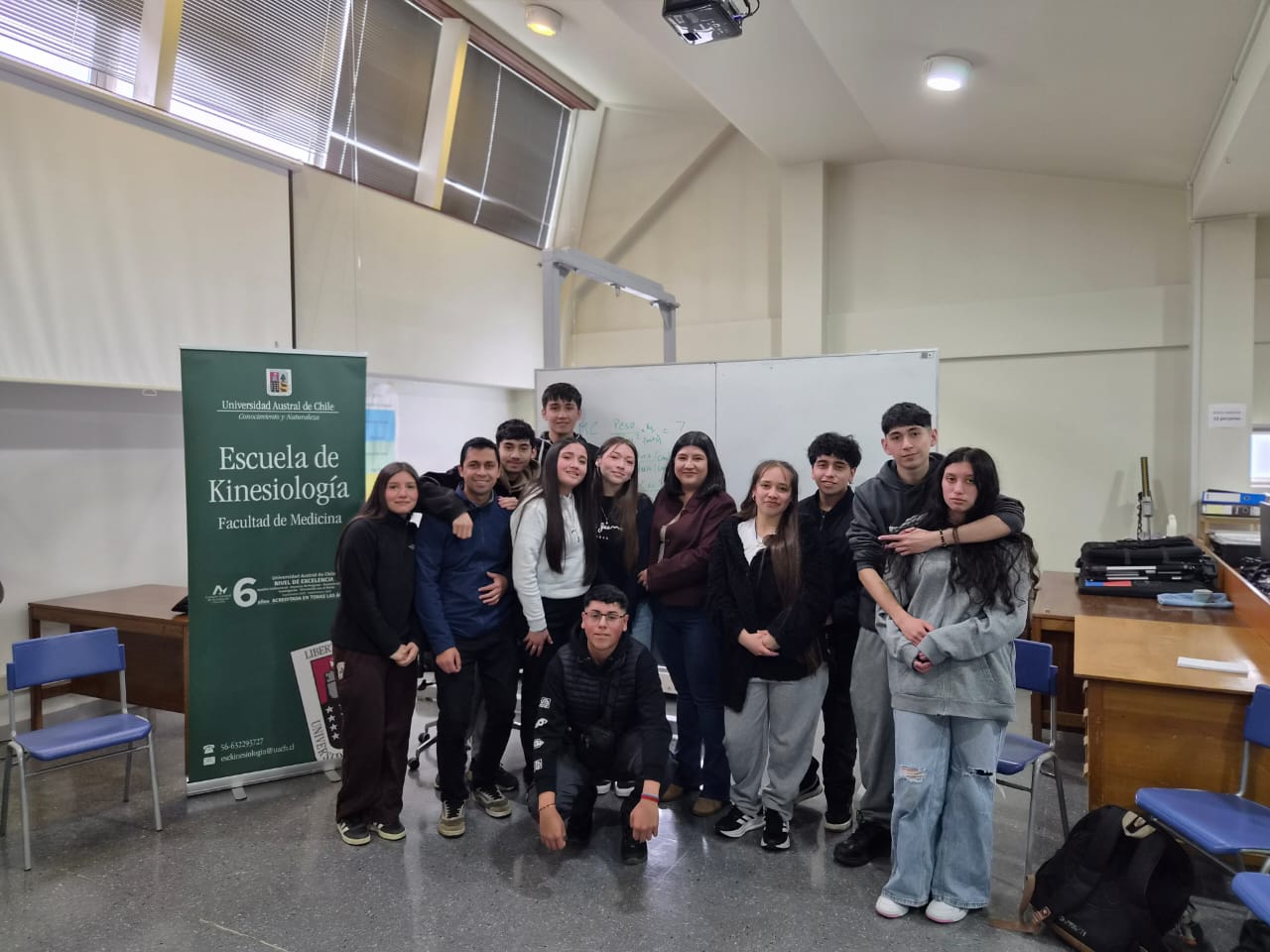 FAME UACh Colegio Máfil visita carrera Kinesiología III
