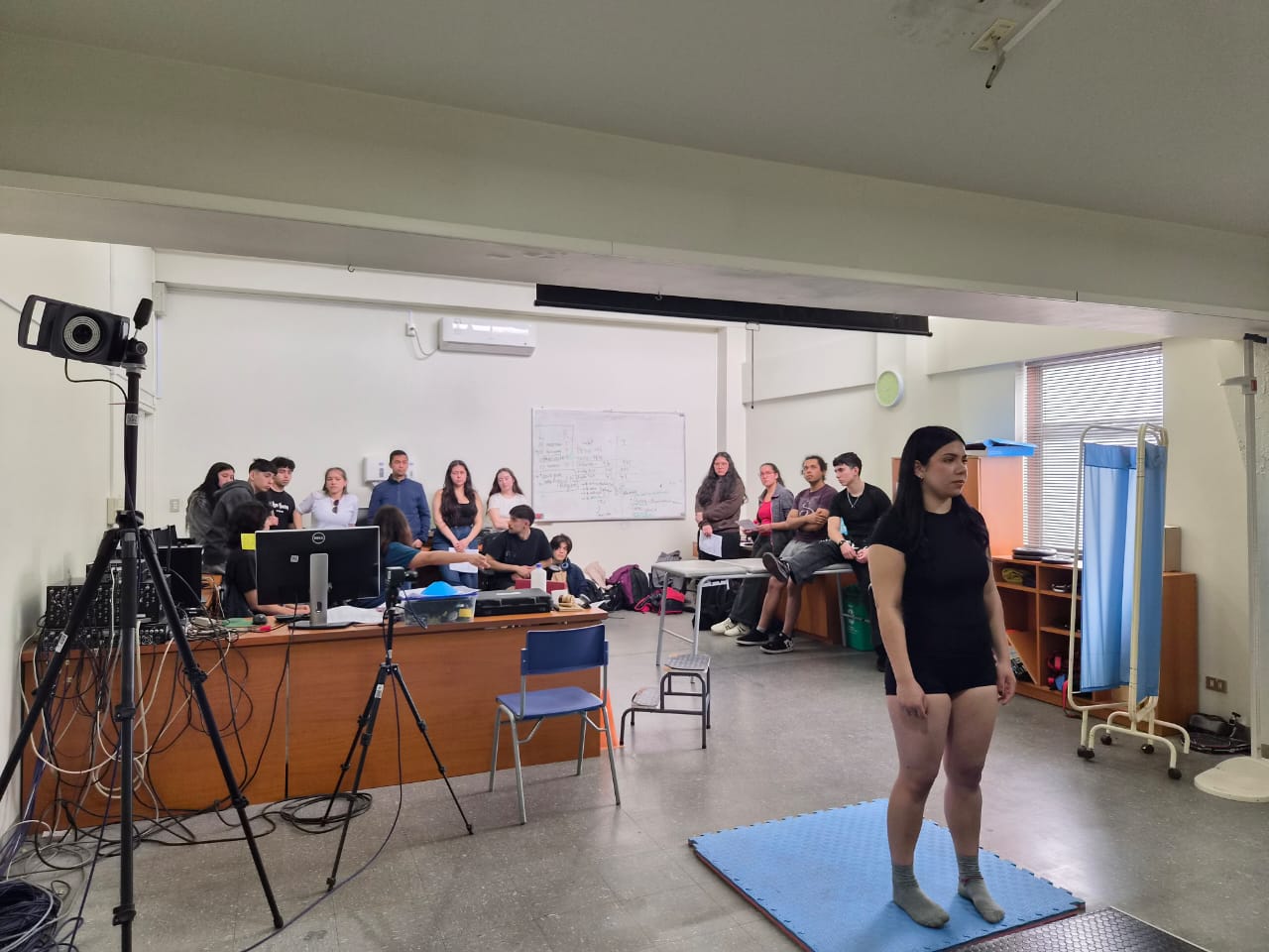 FAME UACh Colegio Máfil visita carrera Kinesiología